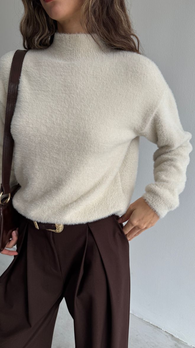 Cream Rouge Turtleneck Sweater Stone Wholesale Clothing Casual