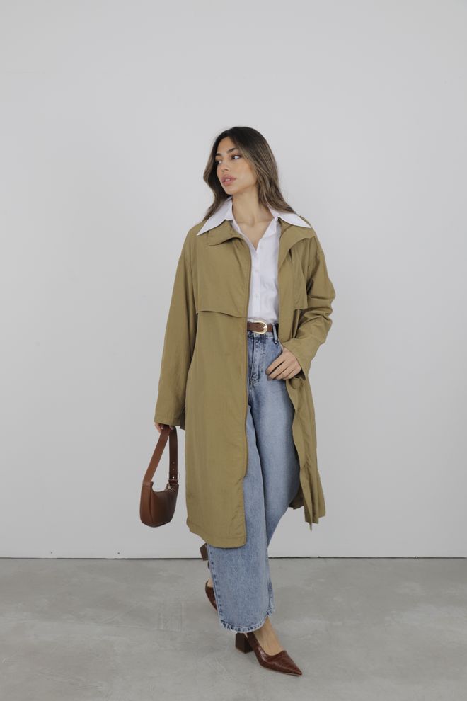 Cream Rouge Raincoat With Windbreaker Wholesale Clothing 2