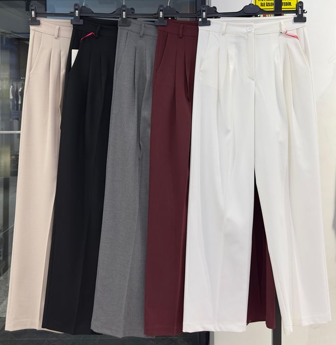 Cream Rouge Брюки Со Складками Slaze Оптовая продажа одежды Элегантный