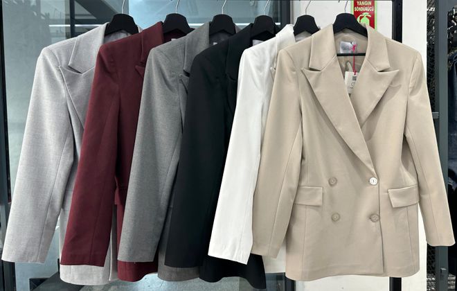 Cream Rouge Jacket Laced Back Wholesale Clothing Elegant