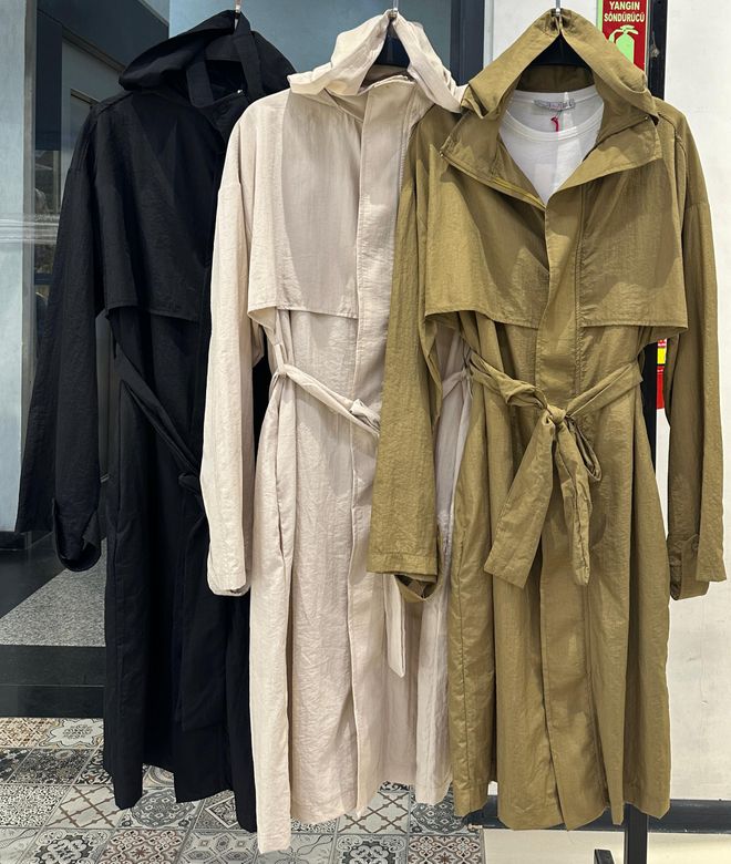 Cream Rouge Raincoat With Windbreaker Wholesale Clothing Casual