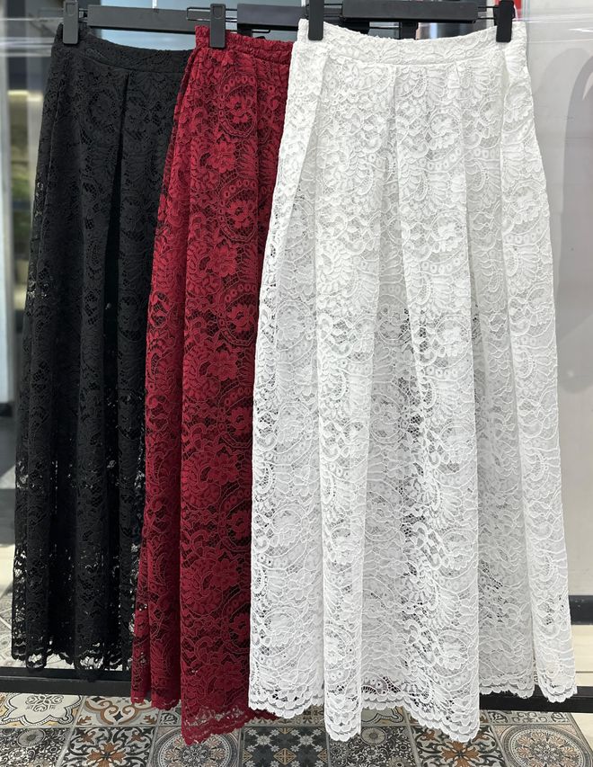 Cream Rouge جيبة أسود أنيقة عالية الخصر ماكسي متوهجة ملابس بالجملة صيف