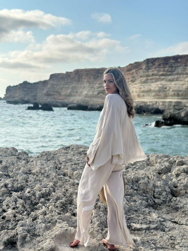 Cream Rouge Beige Shirt Modest Oversized Long Sleeve Buttoned Wholesale Clothing Lounge