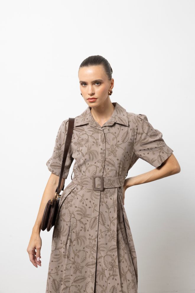 Cream Rouge Рокля Риза Кафява Винтидж Цветя Миди С Шал Яка Дрехи на едро Винтидж