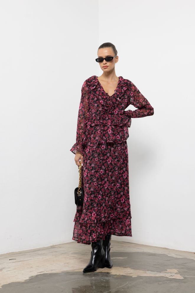 Cream Rouge Black Elegant Floral Maxi A Line Dress V Neck Long Sleeve Wholesale Clothing Birthday
