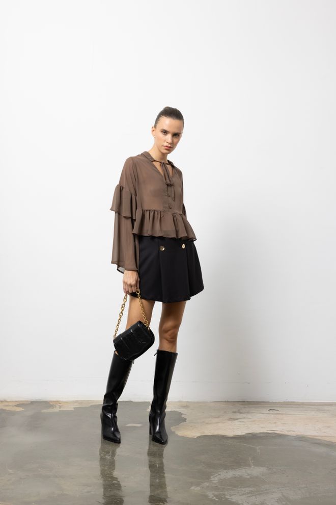 Cream Rouge Black Shirt With Ruffle Long Sleeves & V Neck Elegant Casual Wholesale Clothing Winter