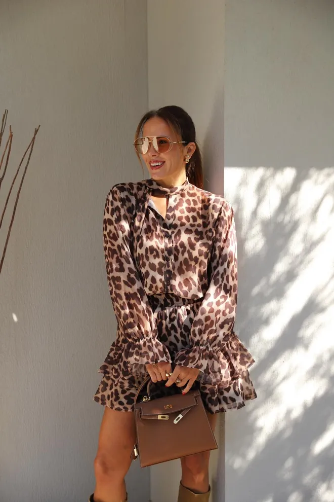 Cream Rouge Καφέ Μπλούζα Με Animal Print Και Φουσκωτά Μανίκια Χονδρικό εμπόριο ενδυμάτων Casual