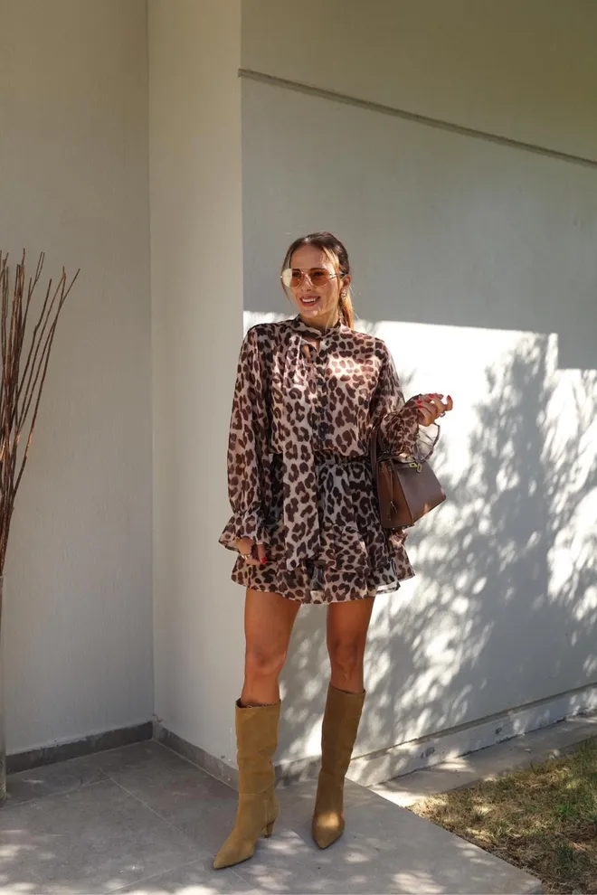 Cream Rouge Bruine Blouse Met Dierenprint En Pofmouwen Groothandel Kleding 5