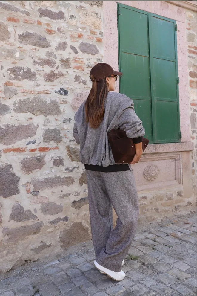 Cream Rouge Grey Bomber Jacket Oversized Fit With Zip Up Closure Wholesale Clothing 1