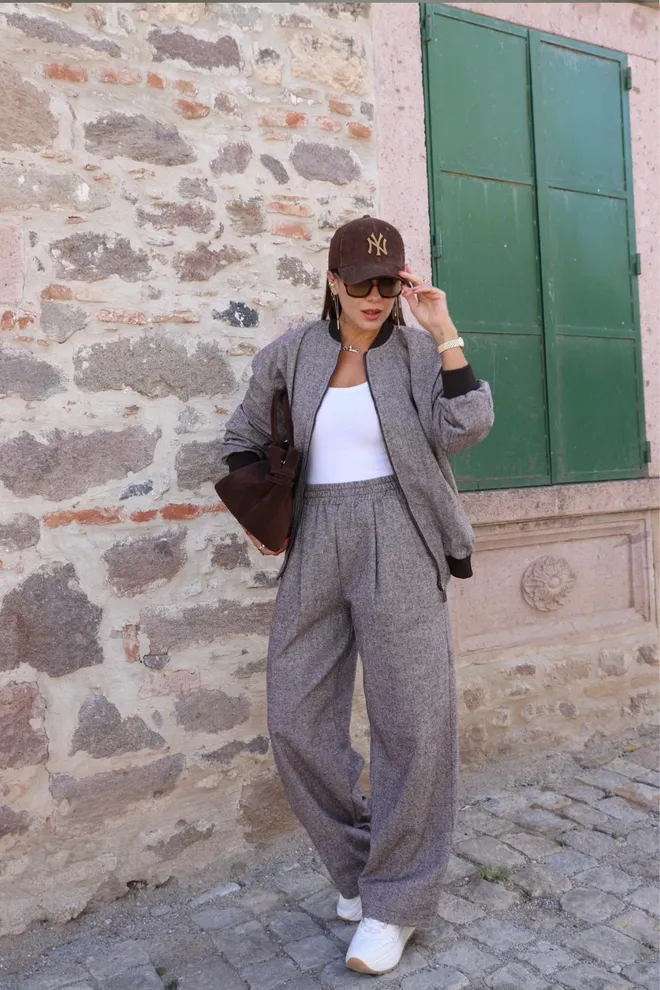 Cream Rouge Grey Bomber Jacket Oversized Fit With Zip Up Closure Wholesale Clothing Beach