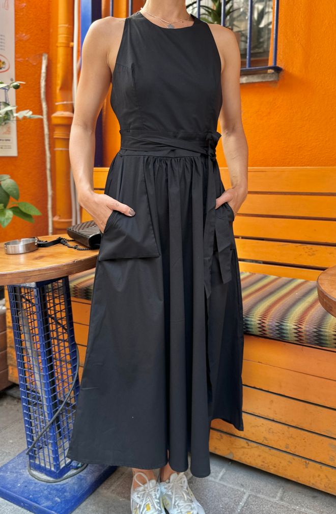 Cream Rouge Black Fit And Flare Midi Dress With Cap Sleeves Wholesale Clothing Casual