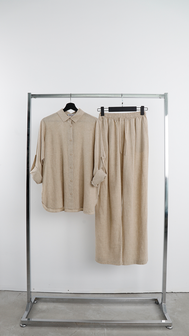 Cream Rouge Chemise Beige Col Châle Boutonnée Manches Longues Vêtements en gros Modeste