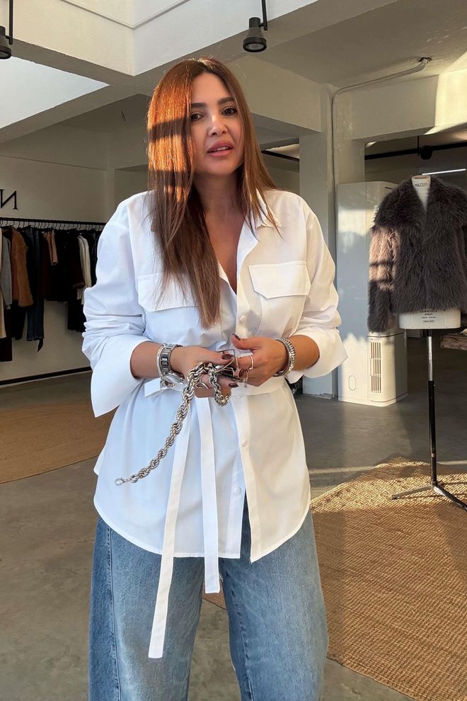 Cream Rouge Camicia Bianca Con Collo Dentellato E Chiusura Abbottonata Abbigliamento all'ingrosso Casuale