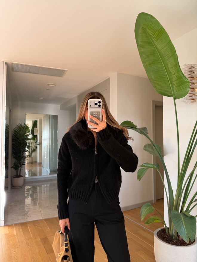 Cream Rouge F05K52108004 Kardiganinis Gaubtas Su Kailiu Didmeninė prekyba drabužiais 0