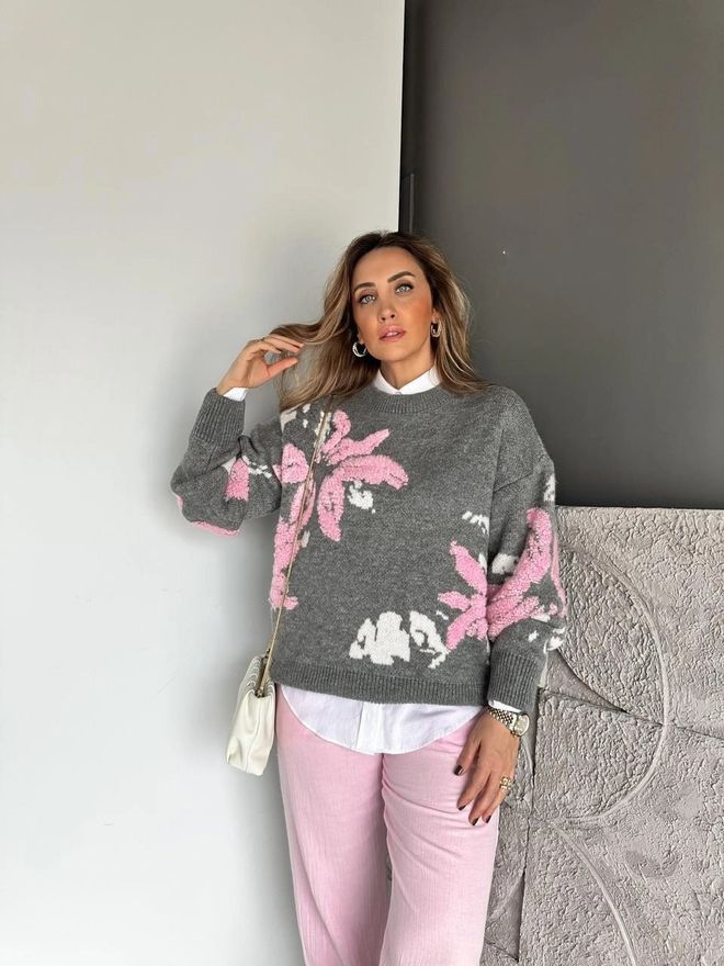 Cream Rouge Сив Пуловер С Флорален Десен И Яка Около Врата Дрехи на едро Небрежен