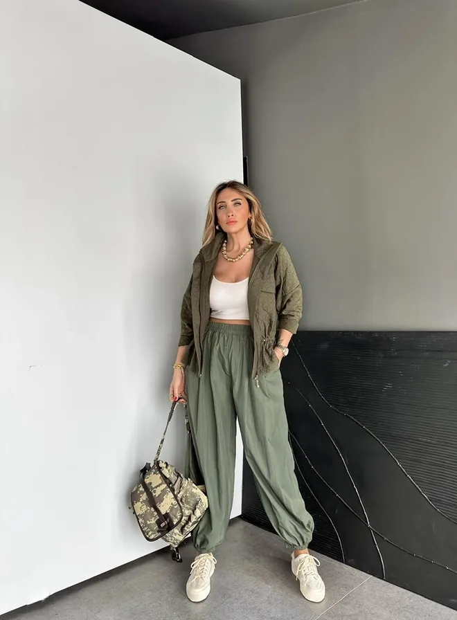 Cream Rouge Green Casual Sport Jogger Pants Wholesale Clothing Sport