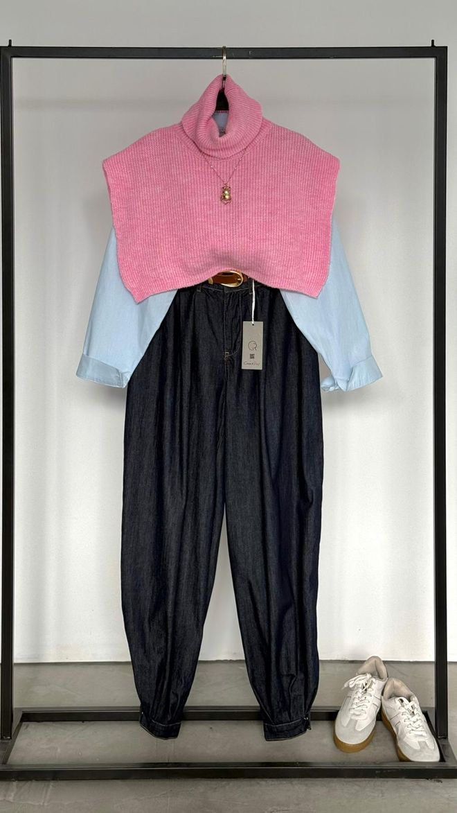 Cream Rouge Pantaloni Blu Gamba A Palloncino Tapered/carrot Abbigliamento all'ingrosso Casuale