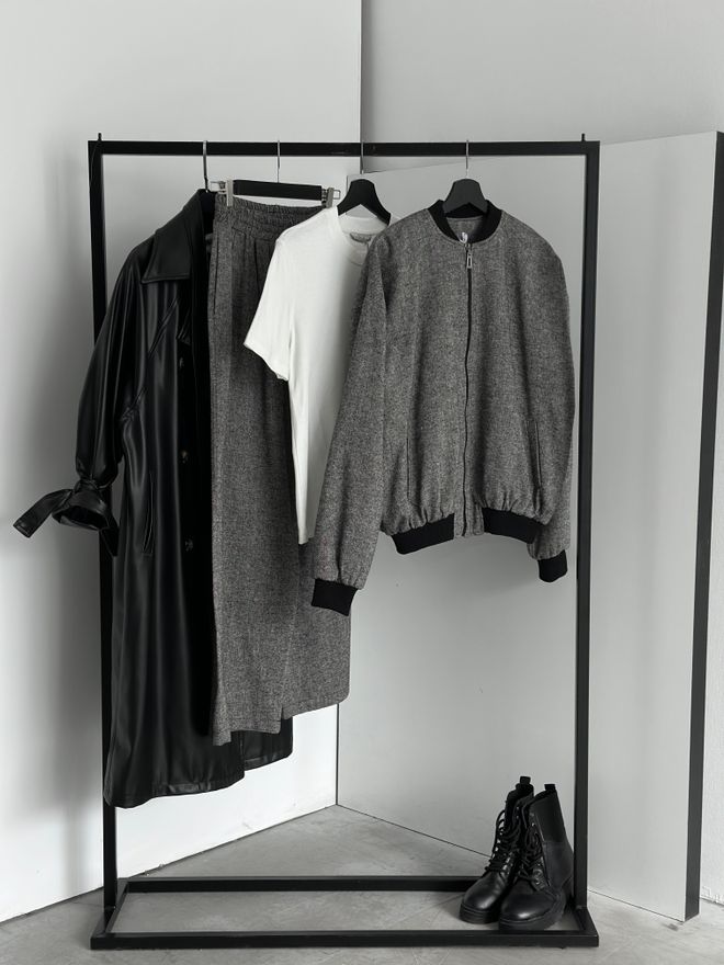 Cream Rouge Giacca Bomber Nera Vestibilità Oversize Con Cerniera Abbigliamento all'ingrosso Casuale