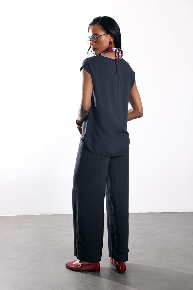 Cream Rouge Black Blouse With Cap Sleeves Wholesale Clothing 5