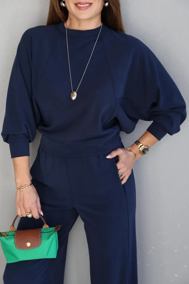 Cream Rouge Панталоне Морнарско Плаве Палацо Са Високим Струком И Широким Ногама Navy Blue Palazzo Pants With High Waist And Wide Leg Велепродаја одеће Елегантан