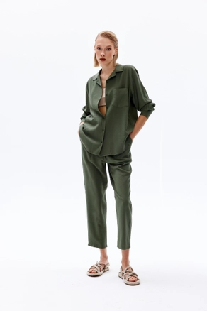 A model wears 44096 - Suit - Khaki, wholesale Suit of Cream Rouge to display at Lonca