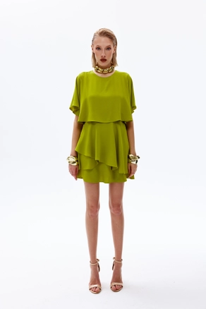 A model wears 44115 - Blouse - Oil Green, wholesale Blouse of Cream Rouge to display at Lonca
