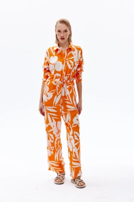 A model wears 44112 - Overalls - Orange, wholesale undefined of Cream Rouge to display at Lonca