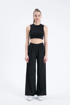 A wholesale clothing model wears CRO10050 - Trousers - Black, Turkish wholesale Pants of Cream Rouge