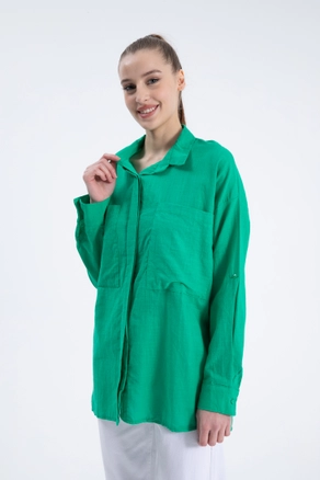 A model wears CRO10077 - Shirt - Green, wholesale Shirt of Cream Rouge to display at Lonca