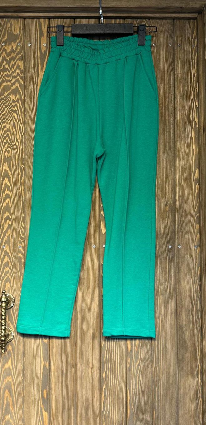 Cream Rouge Jogginghose Grün Großhandelskleidung Modest