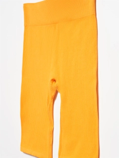 Модел на дрехи на едро носи 4048 - Orange Shorts, турски едро Къси панталонки на Ilia