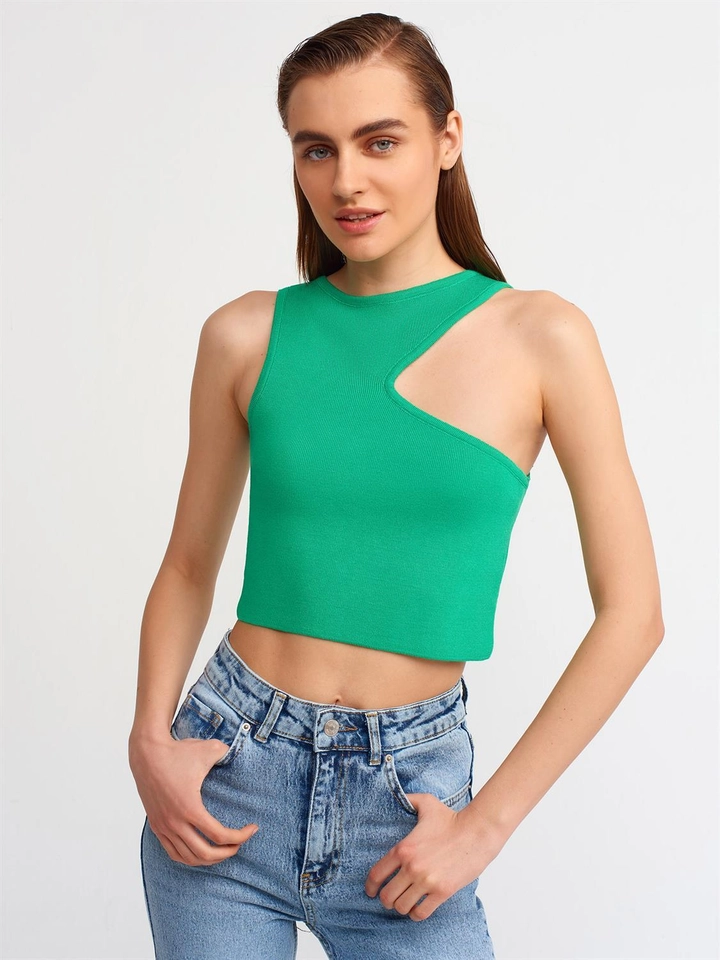 Een kledingmodel uit de groothandel draagt 11007 - Sweater - Green, Turkse groothandel Trui van Dilvin