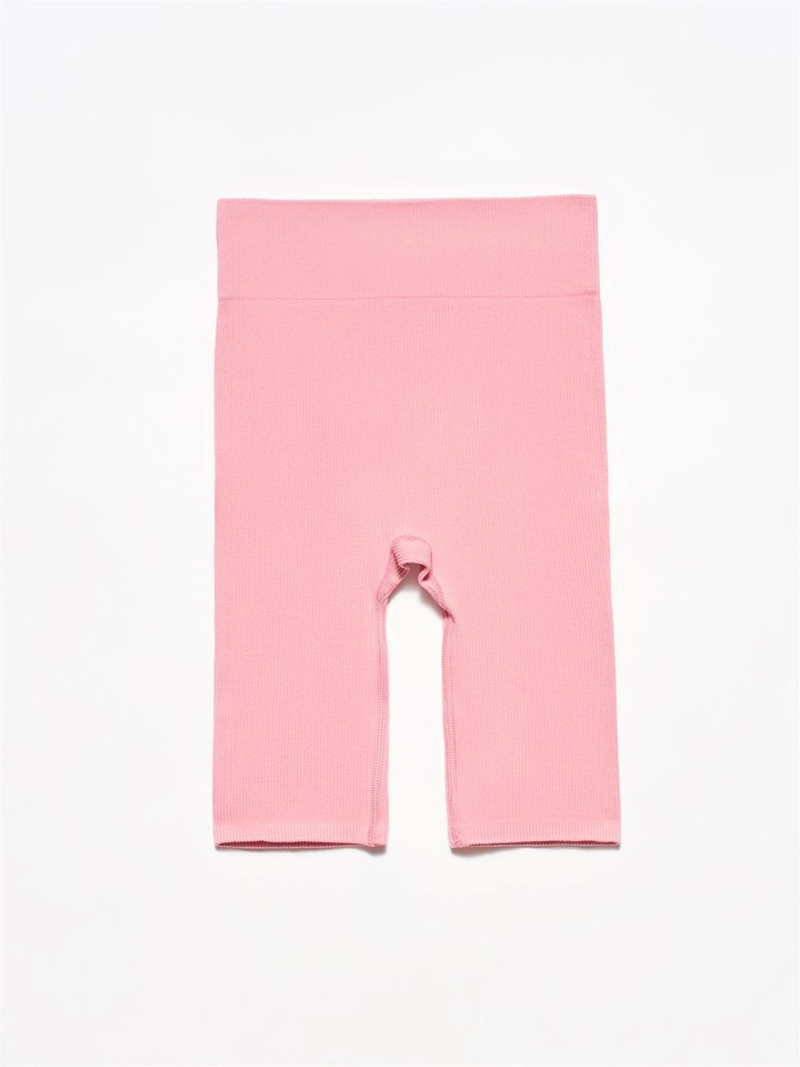 Una modelo de ropa al por mayor lleva 12247 - Shorts - Pink, Pantalones Cortos turco al por mayor de Ilia