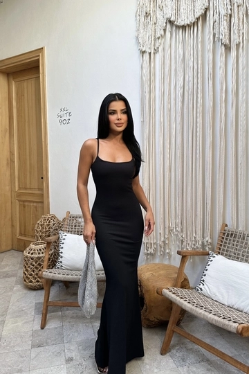 A wholesale clothing model wears  Black Strappy Long Dress
, Turkish wholesale Dress of EYYO