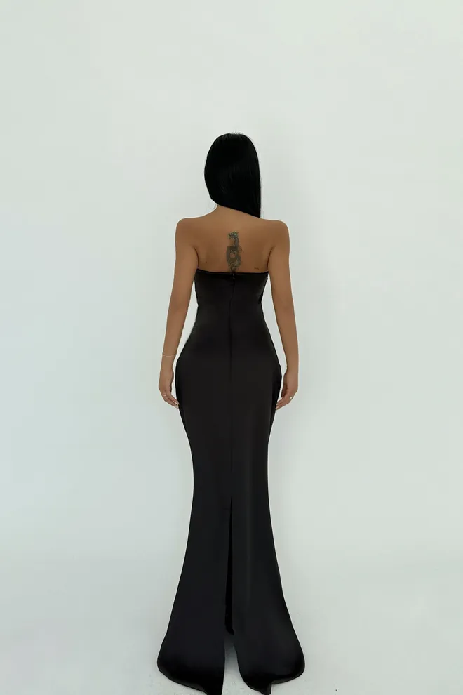 EYYO ATELIER فستان Galian طويل بدون حمالات أسود ملابس بالجملة مساء