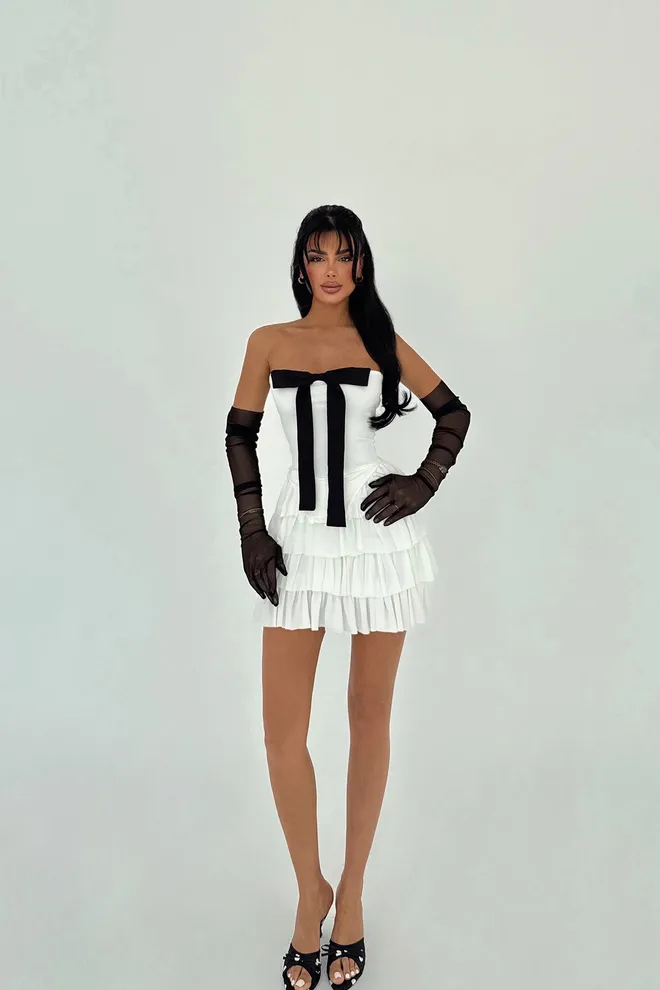 EYYO ATELIER Eldivenli Beyaz Straplez Elbise Toptan Giyim 4