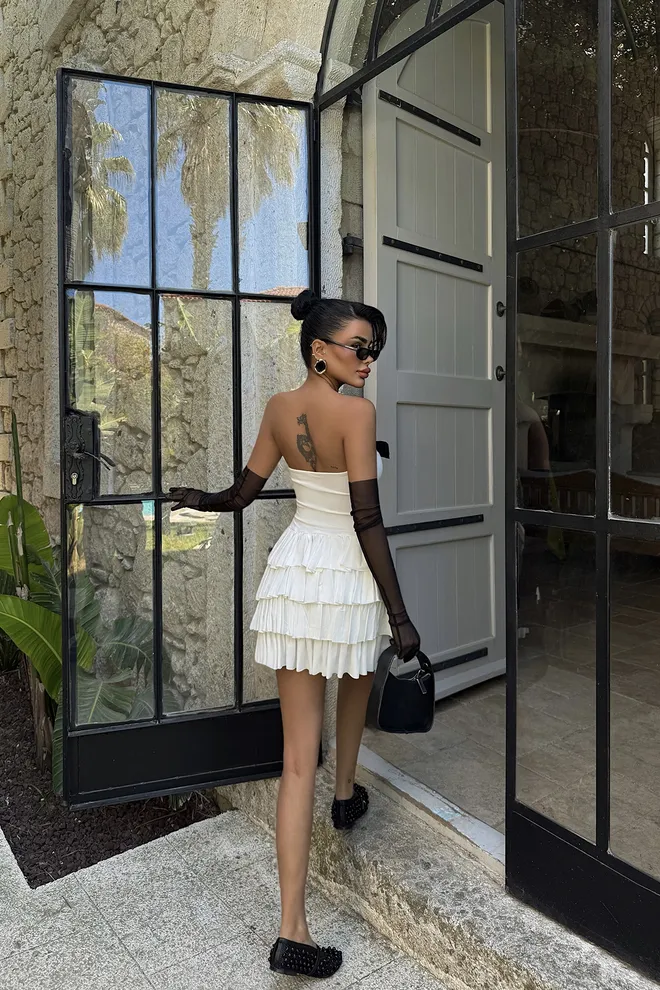 EYYO ATELIER Eldivenli Beyaz Straplez Elbise Toptan Giyim 3