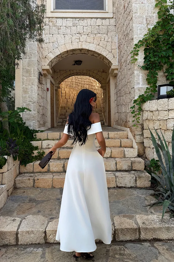 EYYO ATELIER Şık Beyaz A Kesim Maksı Elbise Omzu Açık Yaka Toptan Giyim Bahar