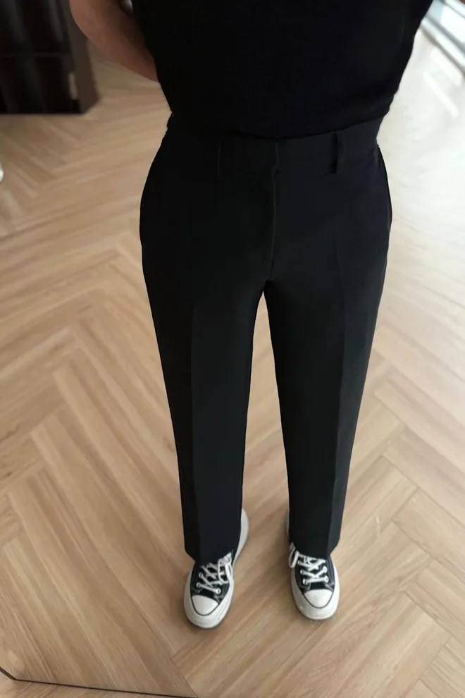 EYYO ATELIER Juodos Cigarečių Kelnės Didmeninė prekyba drabužiais Kokteilinė