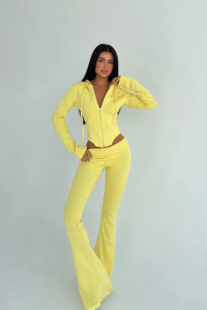 EYYO ATELIER Желтый Спортивный Костюм Slim Fit На Молнии С Капюшоном Длинные Брюки Bootcut Прямые Рукава Оптовая продажа одежды Повседневный
