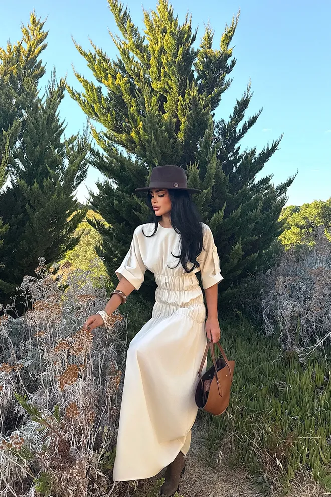 EYYO ATELIER Beige Modest Elegant Floor Length Shift Dress Wholesale Clothing 1