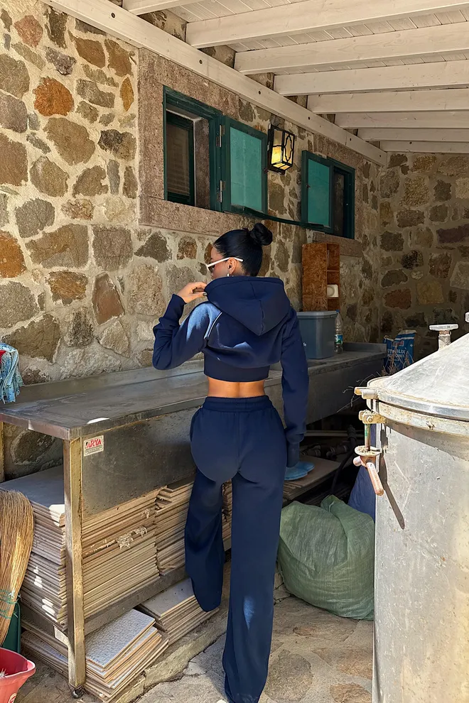 EYYO ATELIER Marineblau Trainingsanzug Mit Übergroßer Passform Und Kapuzenausschnitt Großhandelskleidung Sport