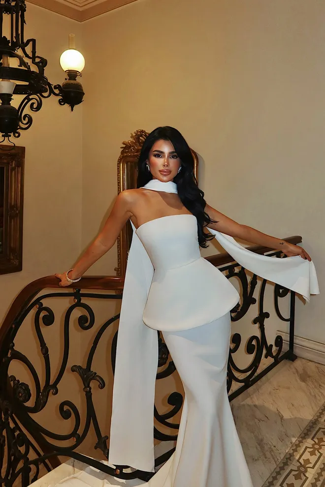 EYYO ATELIER Elegant White Sheath Dress Strapless Floor Length Wholesale Clothing Spring