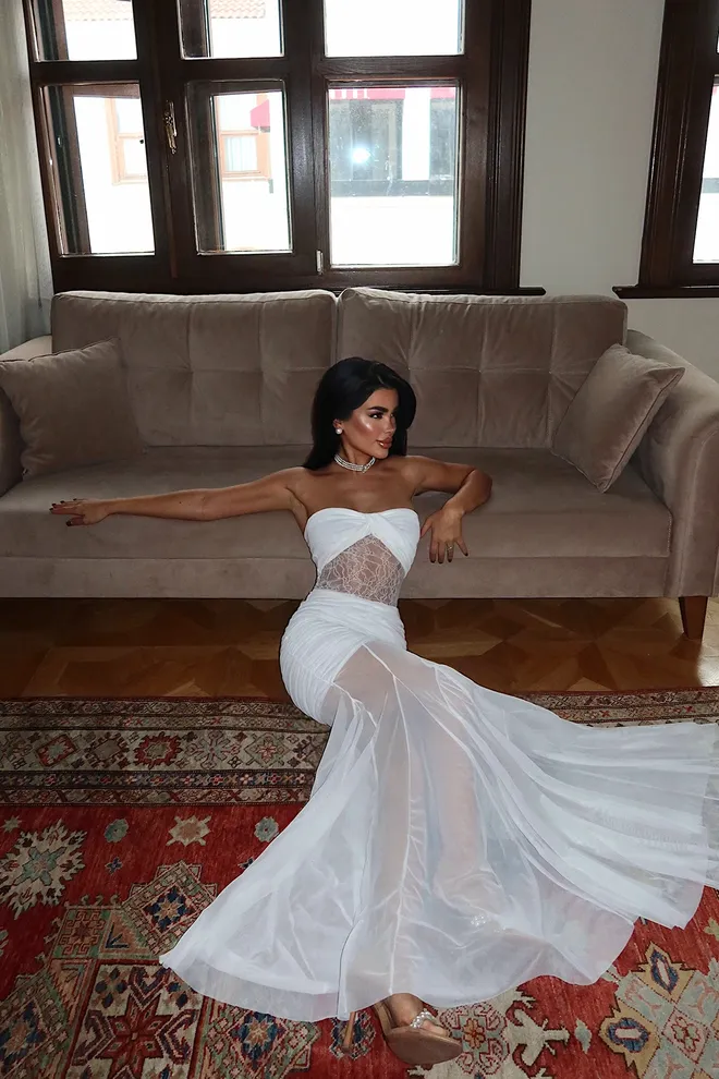 EYYO ATELIER White Elegant Strapless Sleeveless Sheath Dress Wholesale Clothing Cocktail