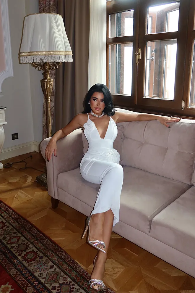 EYYO ATELIER White Elegant Maxi Bodycon Dress Wholesale Clothing Spring