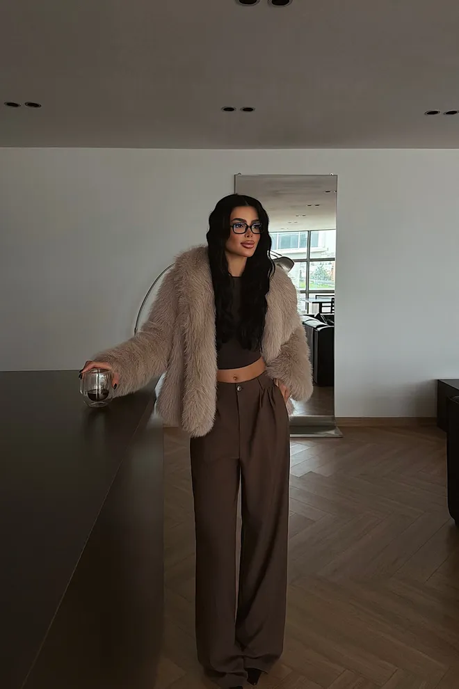 EYYO ATELIER Beige Fur Jacket With Notched Collar And Oversized Fit Wholesale Clothing Casual