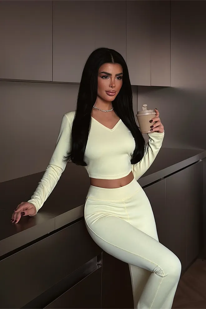 EYYO ATELIER Бежевый Тонкий Крой Повседневный Натягивать Поставил Оптовая продажа одежды 1