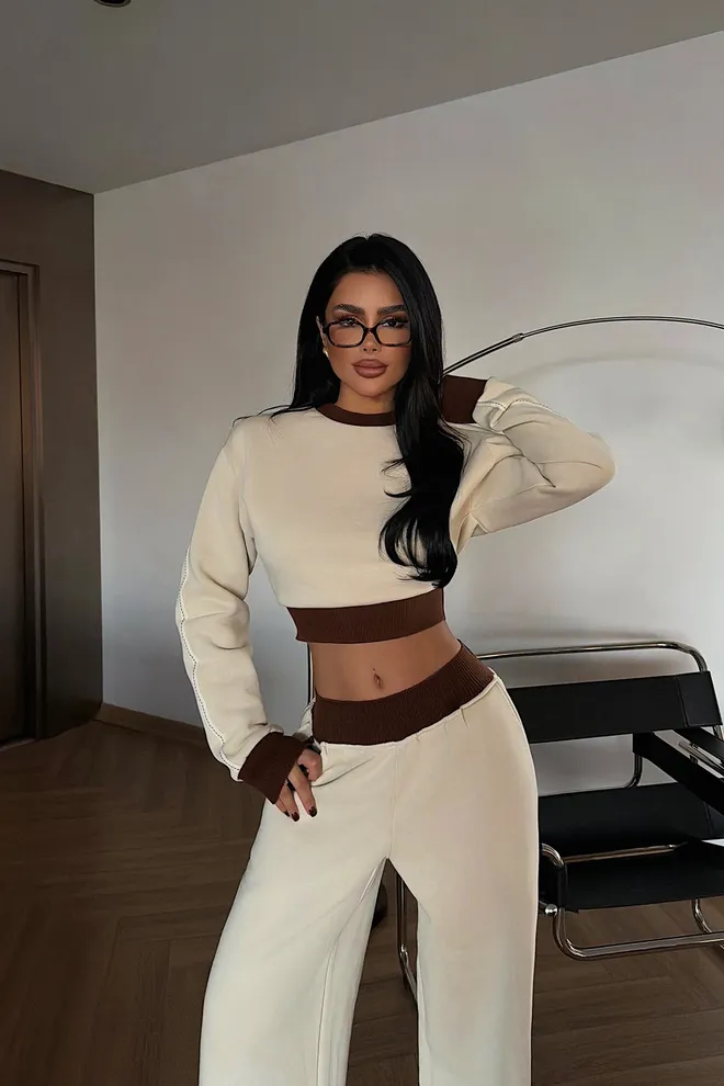 EYYO ATELIER Трацксуит Сет Беж Неформалан Улична Одећа Спортс Навући Велепродаја одеће 1