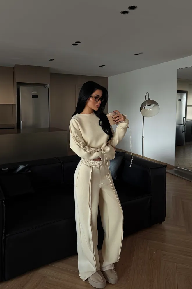 EYYO ATELIER Beżowy Casualowy Sportowy Komplet Z Joggerami Hurtowa sprzedaż odzieży 1