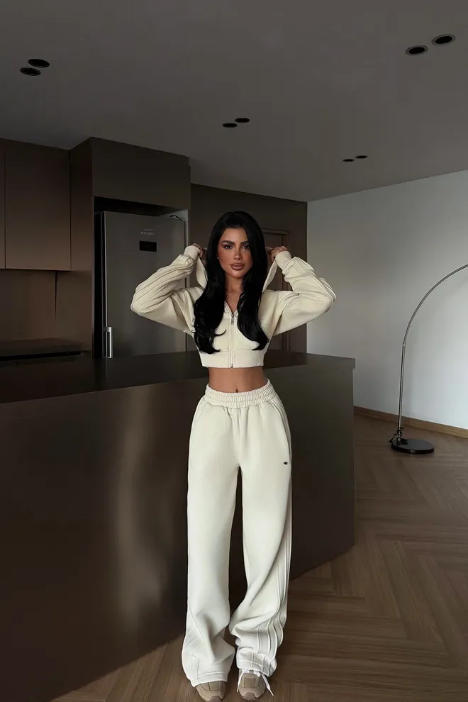 EYYO ATELIER Bej Eşofman Takımı Çizgili Tasarım Ve Bol Kesim Toptan Giyim Gündelik